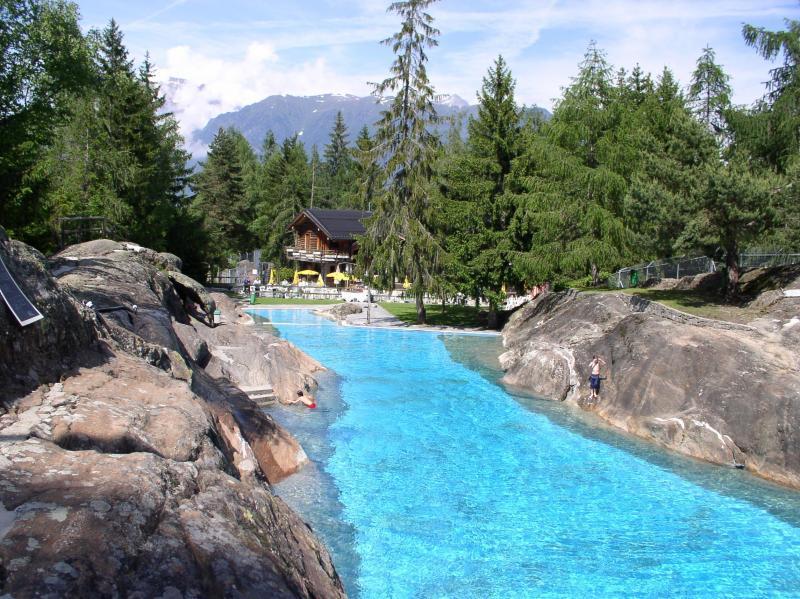 Villa Lieu Secret Dans Les Alpes Suisses Le Tretien Exterior foto