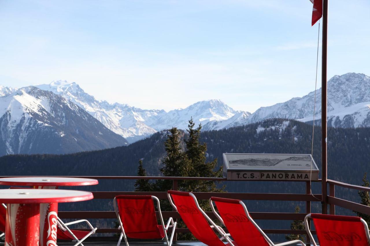 Villa Lieu Secret Dans Les Alpes Suisses Le Tretien Exterior foto